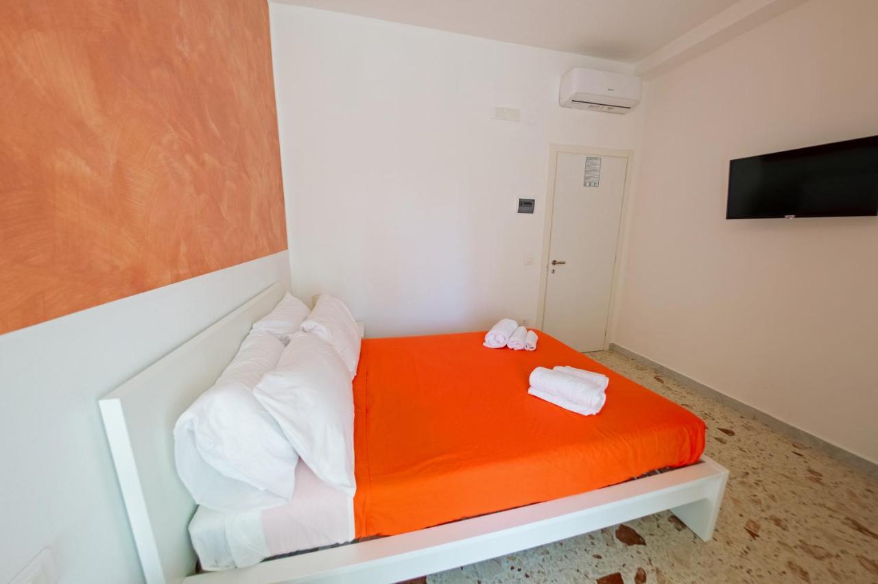 A Casa Di Marco Salerno Centro Bed and Breakfast Exteriör bild