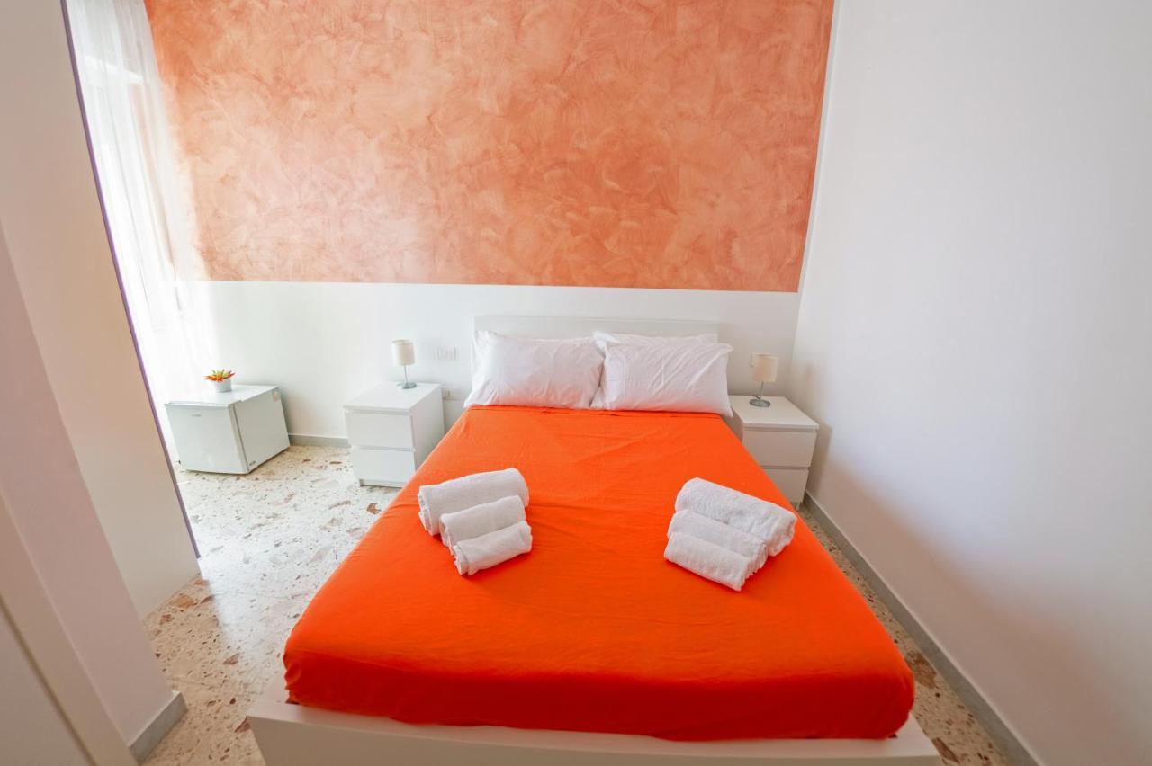 A Casa Di Marco Salerno Centro Bed and Breakfast Exteriör bild