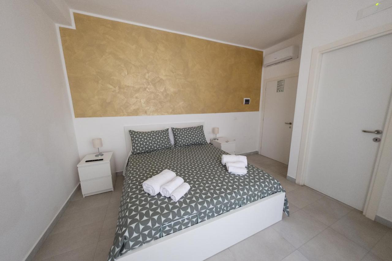 A Casa Di Marco Salerno Centro Bed and Breakfast Exteriör bild
