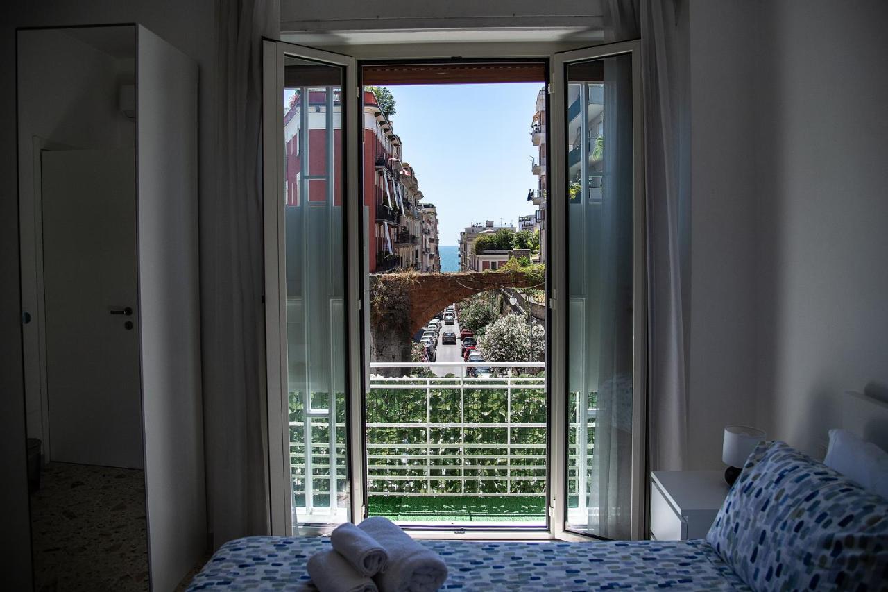 A Casa Di Marco Salerno Centro Bed and Breakfast Exteriör bild
