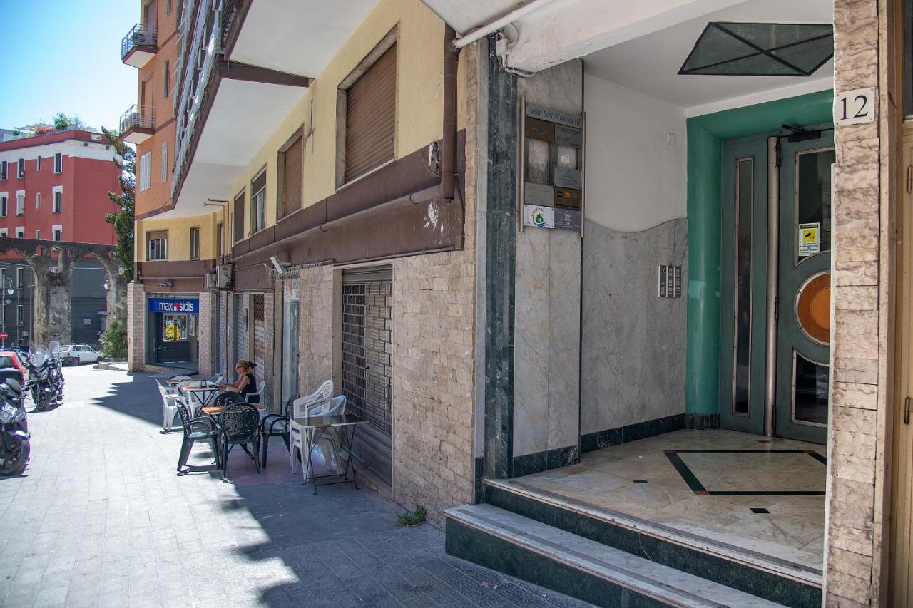 A Casa Di Marco Salerno Centro Bed and Breakfast Exteriör bild